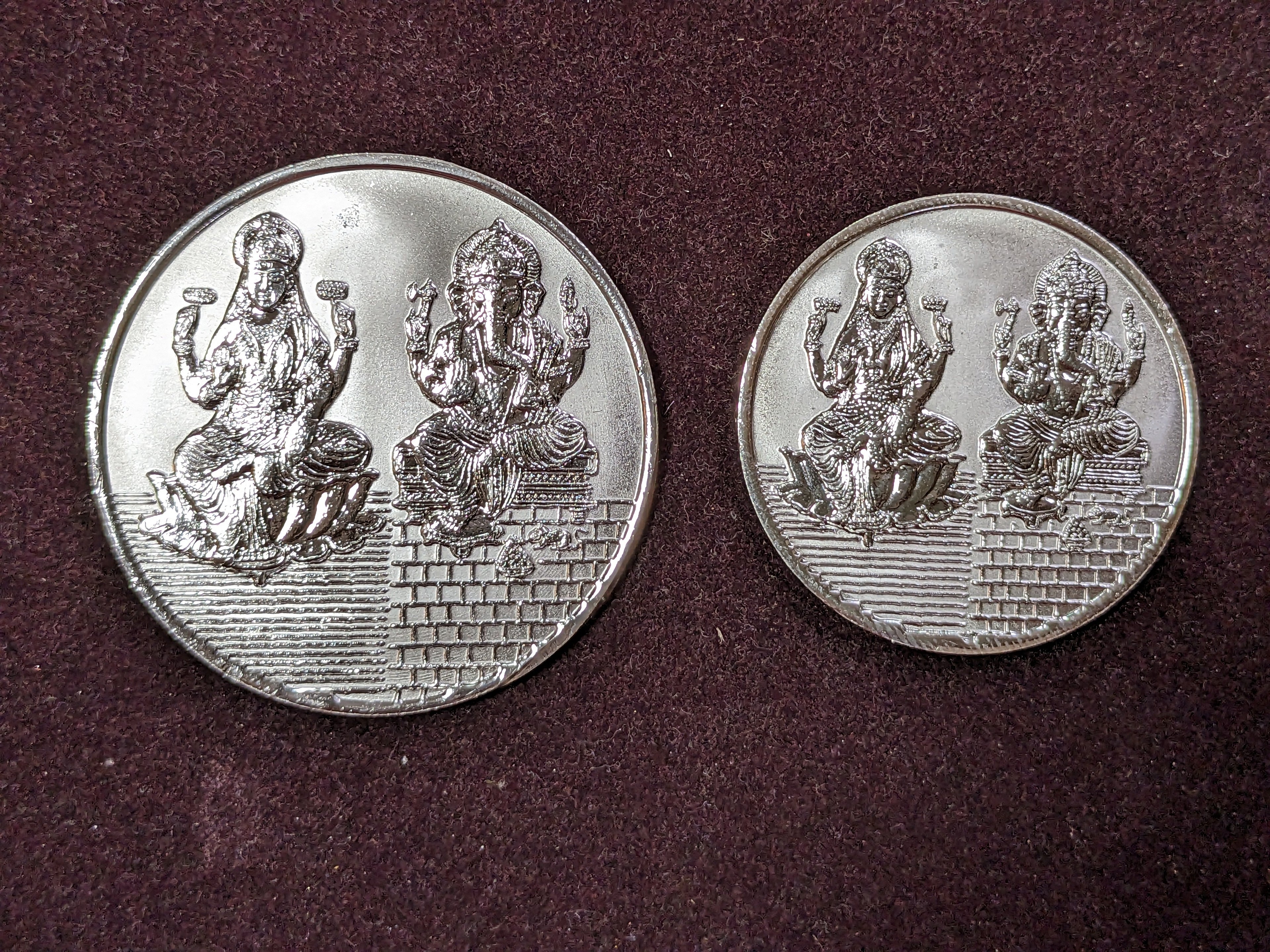 Does Silver Turn Black? Here’s Why (And How to Fix It) Shriramsilverworks